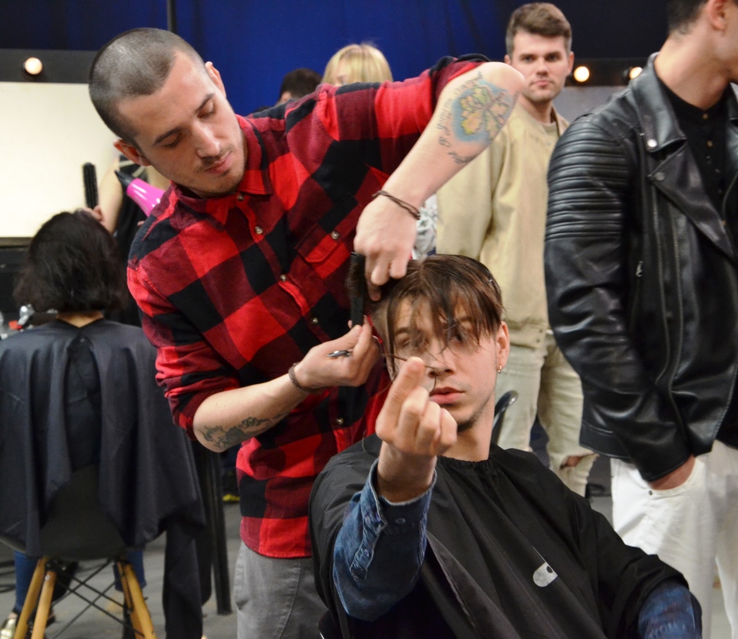 Слезы, истерики и мешки обрезанных волос: как прошло перевоплощение на "Топ-модели по-украински"